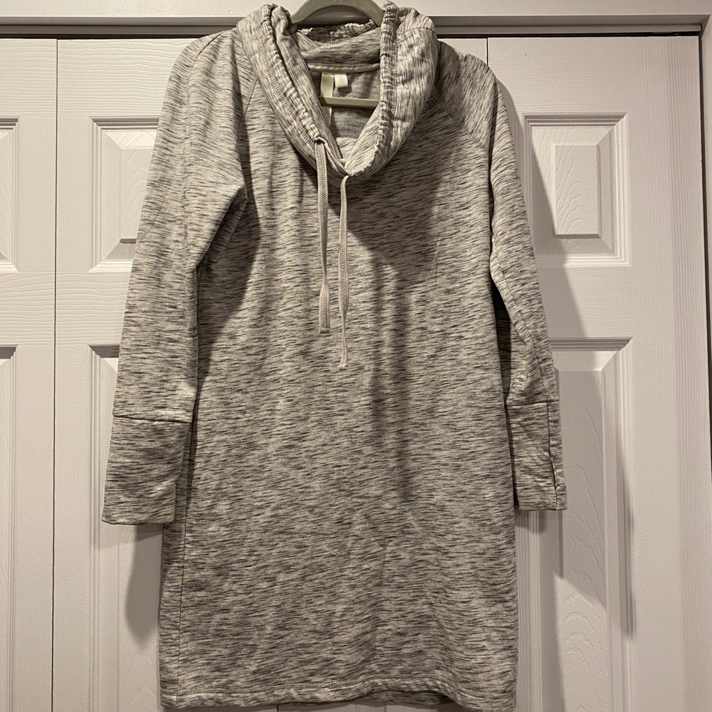 Brushed white tunic